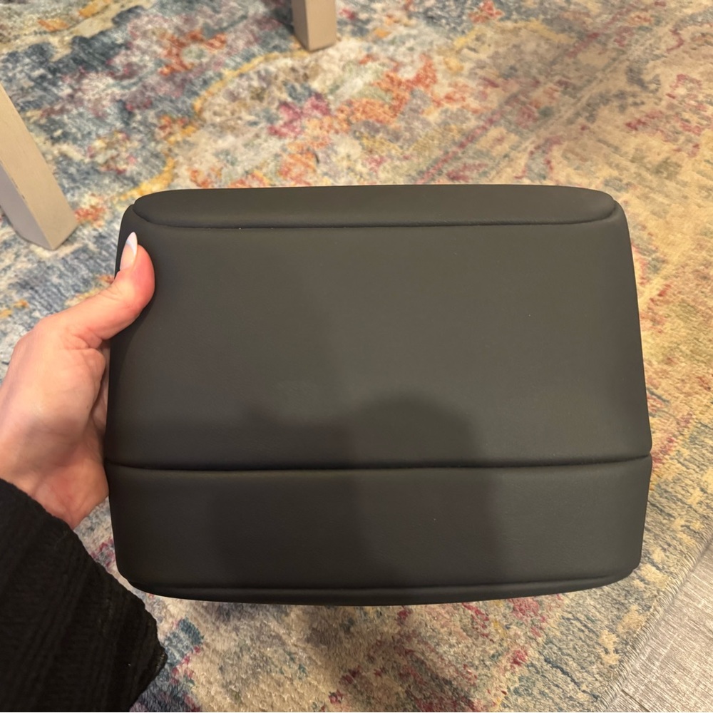 NEW Lexus RX 350 black leather middle head rest